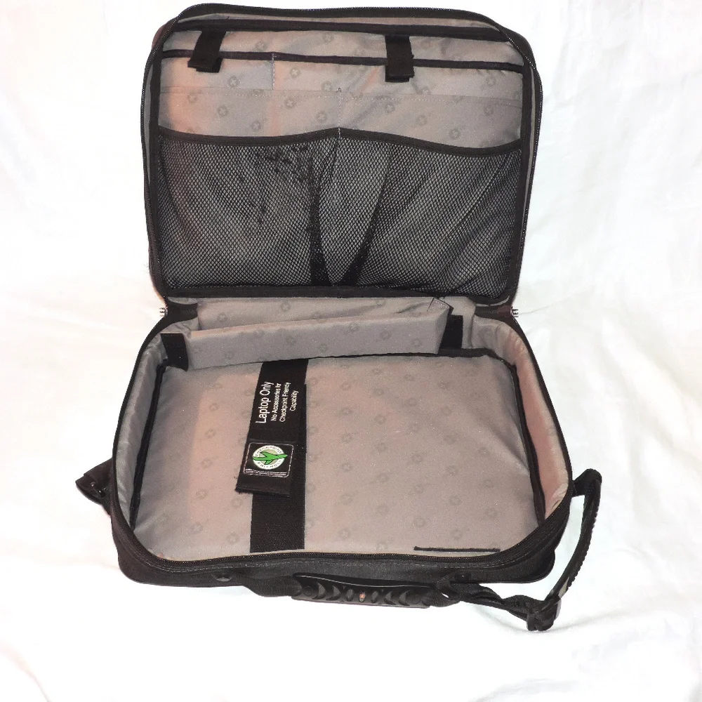 SwissGear soft black laptop bag